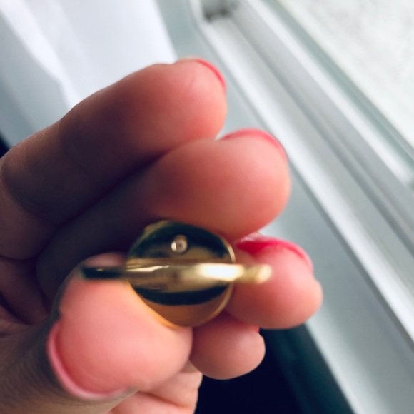Michael Kors Ring - Picture 3 of 6